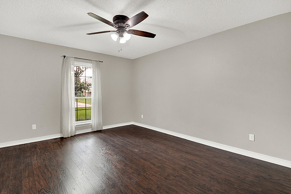 5315 Lawn Arbor Dr HR-36