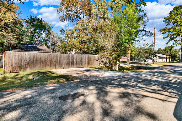 17319 Butera Rd MLS-11