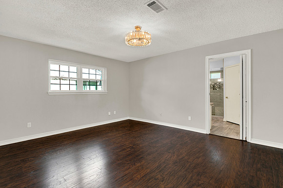 5315 Lawn Arbor Dr MLS-28