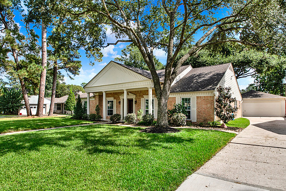 5315 Lawn Arbor Dr MLS-8