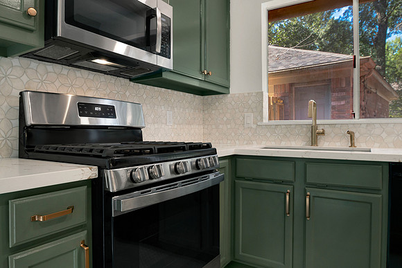 163 Sylvan Forset Dr MLS-16