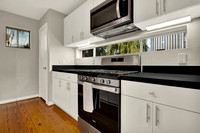 2005 Mason St HR-11