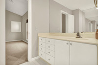 2005 Mason St HR-5
