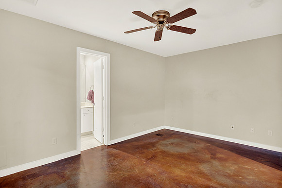2005 Mason St MLS-15
