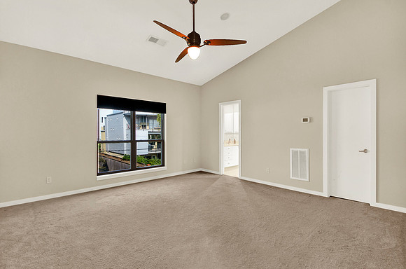 2005 Mason St HR-1
