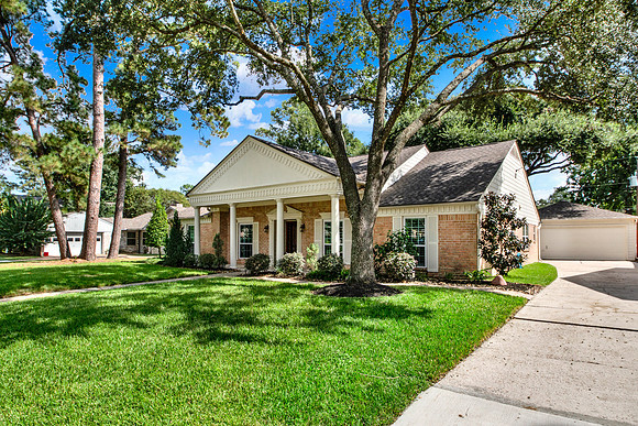 5315 Lawn Arbor Dr HR-8