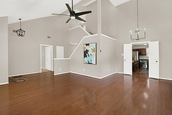 8215 Riverglade Dr MLS-10