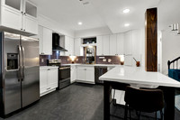 11719 Lakeside Place Dr HR-4