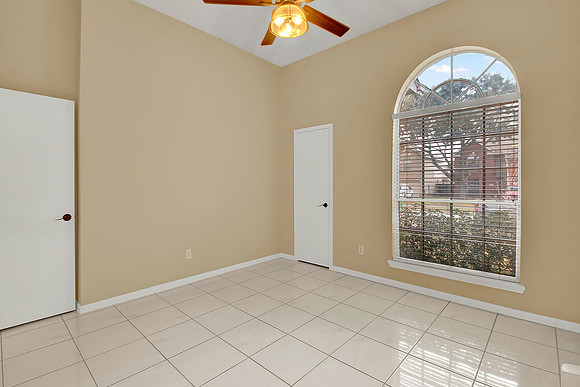 10511 Newpark Dr HR-12