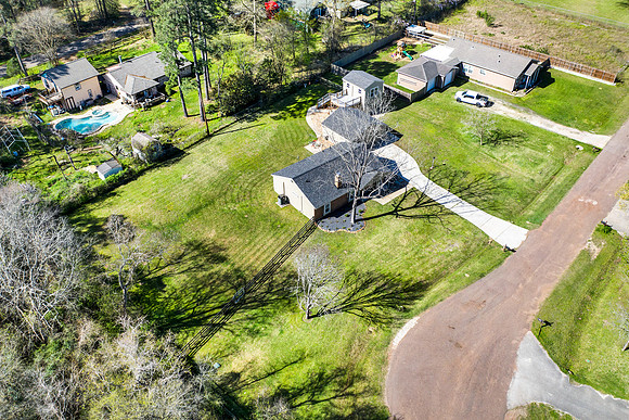 16507 Burklin Ln HR-2