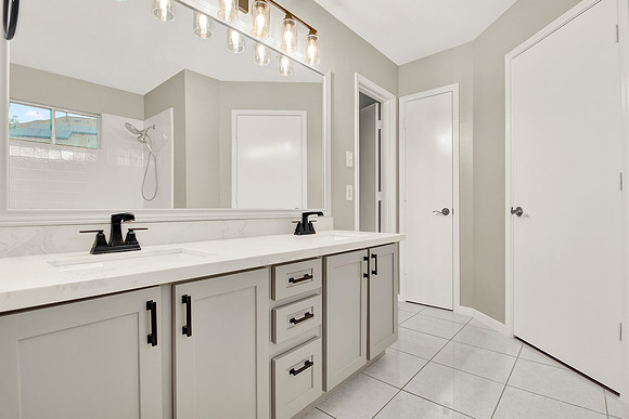 10511 Newpark Dr MLS-21