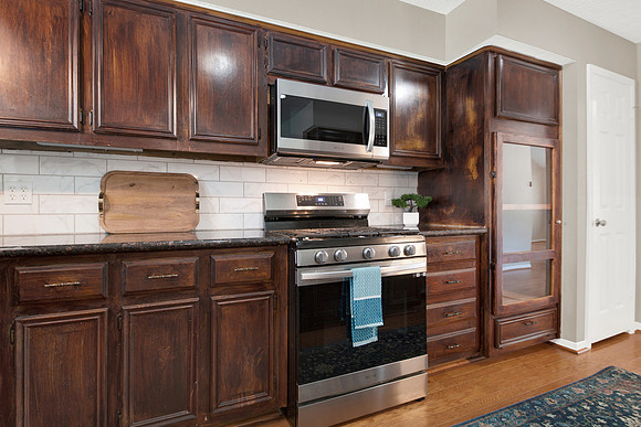 8215 Riverglade Dr MLS-19