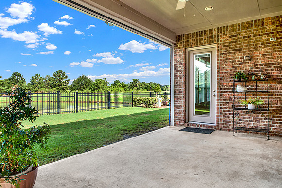 8842 Leaning Hollow Ln MLS-4