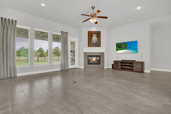 8842 Leaning Hollow Ln MLS-29