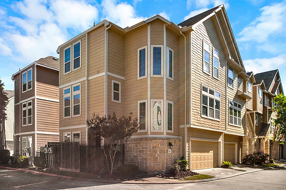 3315 Leading Point Dr MLS-2