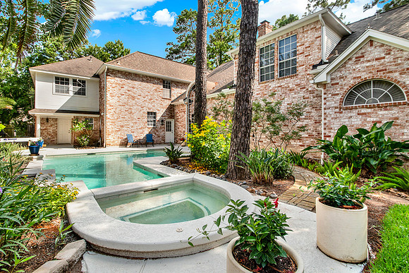 13718 Gainesway Dr MLS-9