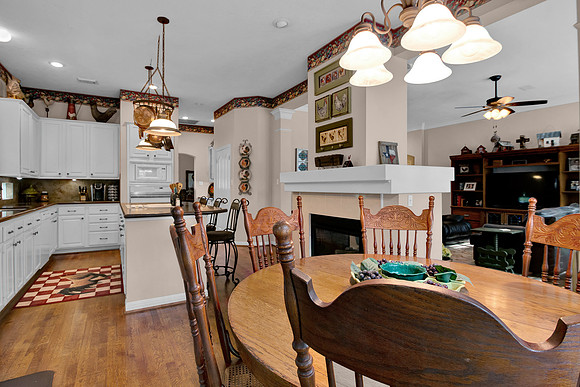 31211 Helen Ln Int MLS-21