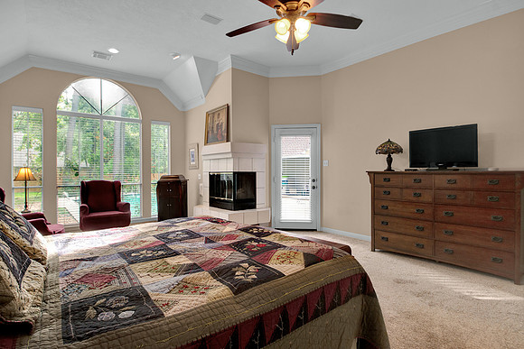 31211 Helen Ln Int MLS-28