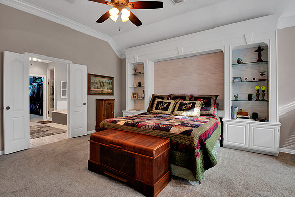 31211 Helen Ln Int MLS-31