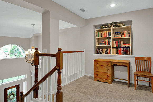 31211 Helen Ln Int MLS-37