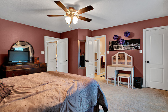31211 Helen Ln Int MLS-44