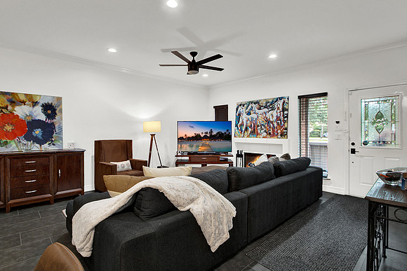 11719 Lakeside Place Dr HR-3