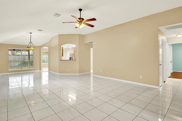 10511 Newpark Dr MLS-7