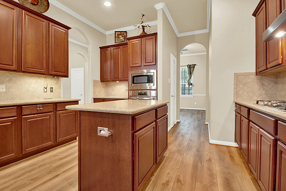 2014 Graystone Hills Dr MLS-18