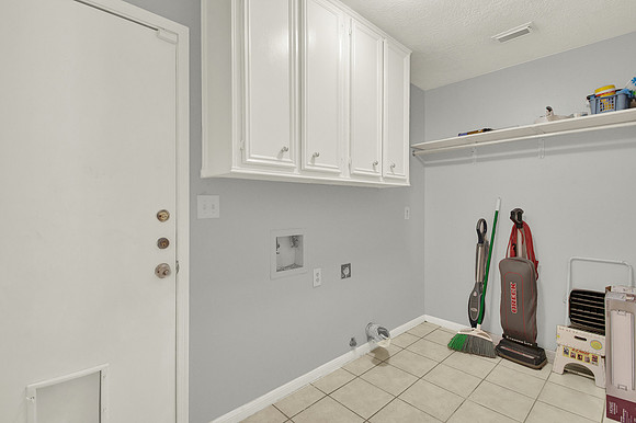 3907 Laverock Rd MLS-22