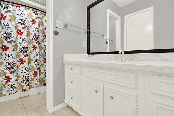3907 Laverock Rd MLS-33