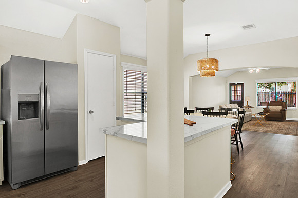11415 Hemington Dr HR-6