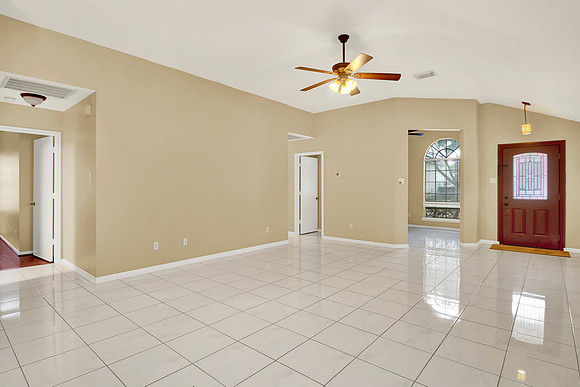 10511 Newpark Dr MLS-8