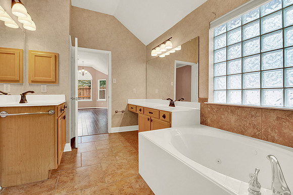 14402 Meadow Estates Ln HR-28