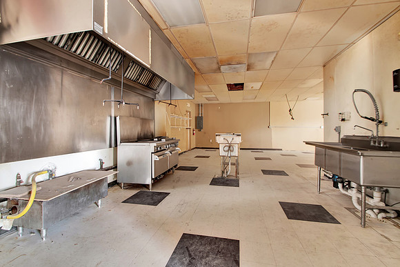 1599 Hicks St HR-23
