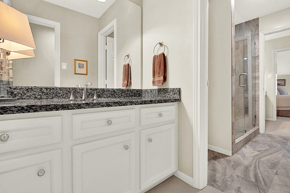 13718 Gainesway Dr MLS-47