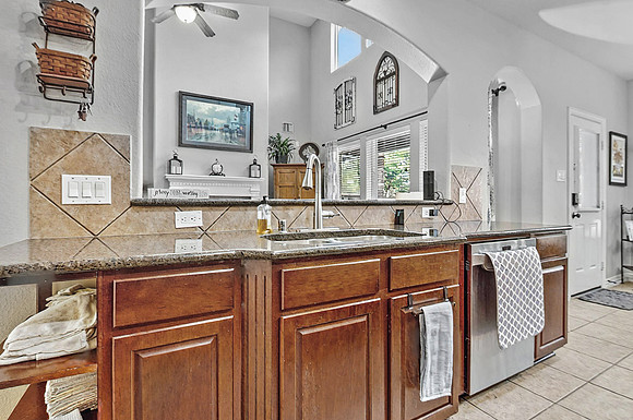 20710 Misty Crossing Ln HR-25