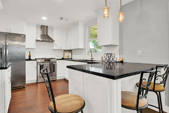 7210 Village Lake Dr HR-22