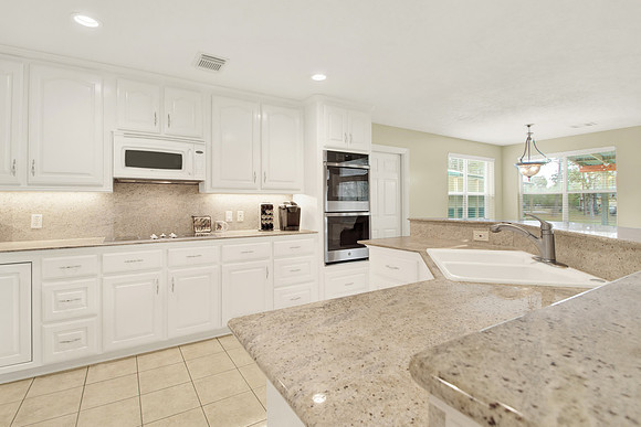 23715 Forest Trail HR-21