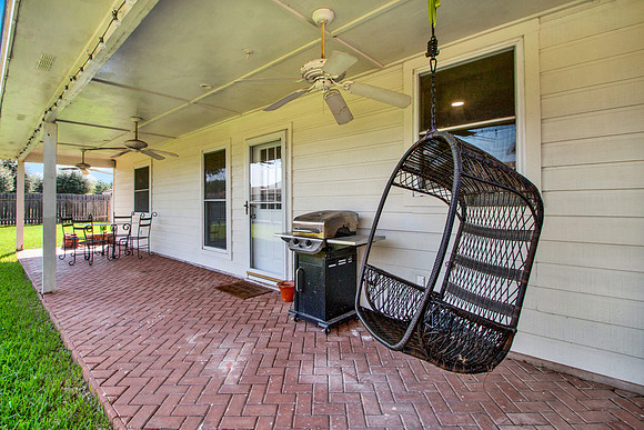 7210 Village Lake Dr HR-11