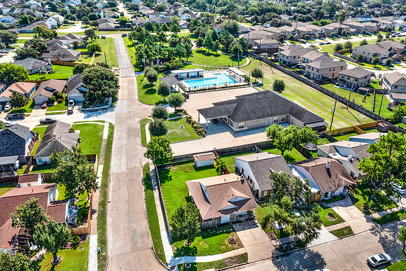 7210 Village Lake Dr MLS-3