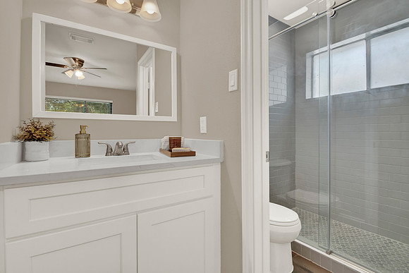 16402 Sky Blue Ln MLS-17