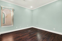12818 Willow Centre Dr Unit D HR-12