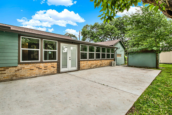307 Carrell St MLS-11