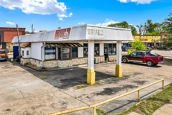 9322 Fulton St MLS-8
