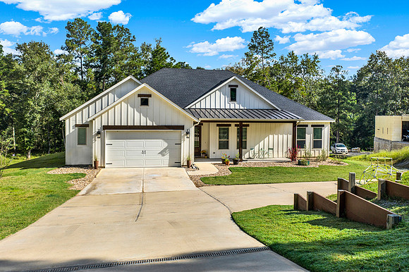 6114 E Bluff Ct HR-5