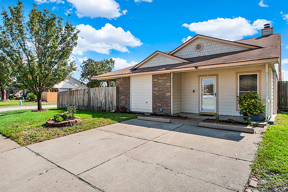 7210 Village Lake Dr MLS-10