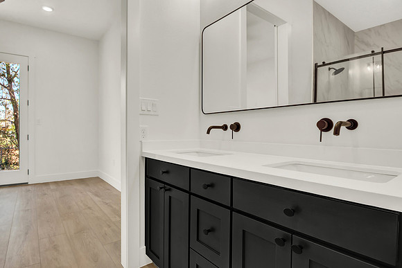 613 S Cherry St HR-25