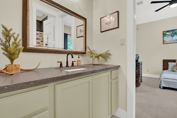6114 E Bluff Ct MLS-40