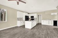107 Cloverdale HR-9