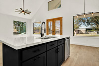 613 S Cherry St HR-11